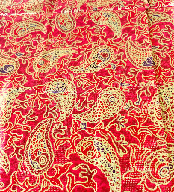 sarong rouge