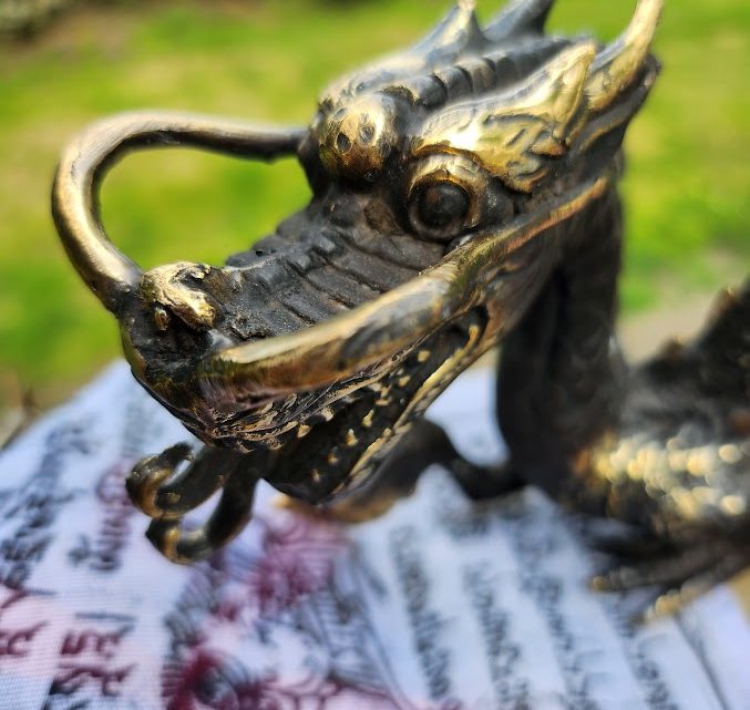 Dragon en bronze